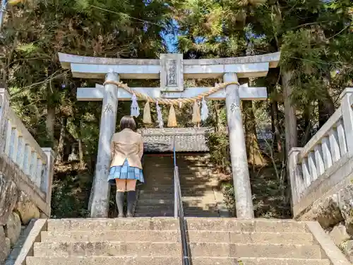 麻績神社の鳥居