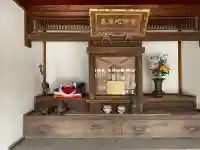 地蔵堂 (繁栄地蔵尊)の{uncategorized: "未分類", other: "その他", undefined: "問題あり", building: "その他建物", grave: "お墓", sacred_gate: "鳥居", guardian: "狛犬", statue: "像", buddha: "仏像", history: "歴史", nature: "自然", garden: "庭園", animal: "動物", pagoda: "塔", temizu: "手水舎", mountain_gate: "山門・神門", sanctuary: "本殿・本堂", subordinate: "末社・摂社", art: "芸術", scenery: "景色", jizo: "地蔵", ema: "絵馬", goshuin: "御朱印", omikuji: "おみくじ", items: "授与品その他", amulet: "お守り", goshuincho: "御朱印帳", eats: "食事", festival: "お祭り", votive_dance: "神楽", shichigosan: "七五三参", wedding: "結婚式", experience: "体験その他", initially: "初詣", around: "周辺", anti_infection: "感染症対策"}