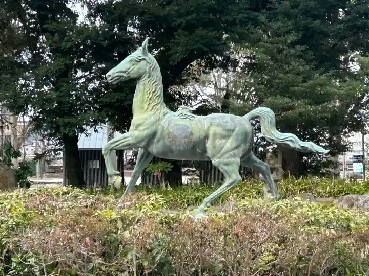 岐阜護國神社の{uncategorized: "未分類", other: "その他", undefined: "問題あり", building: "その他建物", grave: "お墓", sacred_gate: "鳥居", guardian: "狛犬", statue: "像", buddha: "仏像", history: "歴史", nature: "自然", garden: "庭園", animal: "動物", pagoda: "塔", temizu: "手水舎", mountain_gate: "山門・神門", sanctuary: "本殿・本堂", subordinate: "末社・摂社", art: "芸術", scenery: "景色", jizo: "地蔵", ema: "絵馬", goshuin: "御朱印", omikuji: "おみくじ", items: "授与品その他", amulet: "お守り", goshuincho: "御朱印帳", eats: "食事", festival: "お祭り", votive_dance: "神楽", shichigosan: "七五三参", wedding: "結婚式", experience: "体験その他", initially: "初詣", around: "周辺", anti_infection: "感染症対策"}