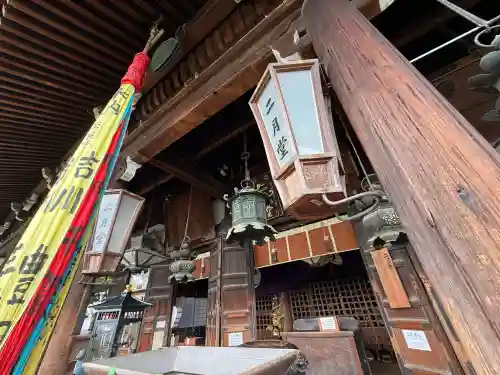 東大寺 二月堂の{uncategorized: "未分類", other: "その他", undefined: "問題あり", building: "その他建物", grave: "お墓", sacred_gate: "鳥居", guardian: "狛犬", statue: "像", buddha: "仏像", history: "歴史", nature: "自然", garden: "庭園", animal: "動物", pagoda: "塔", temizu: "手水舎", mountain_gate: "山門・神門", sanctuary: "本殿・本堂", subordinate: "末社・摂社", art: "芸術", scenery: "景色", jizo: "地蔵", ema: "絵馬", goshuin: "御朱印", omikuji: "おみくじ", items: "授与品その他", amulet: "お守り", goshuincho: "御朱印帳", eats: "食事", festival: "お祭り", votive_dance: "神楽", shichigosan: "七五三参", wedding: "結婚式", experience: "体験その他", initially: "初詣", around: "周辺", anti_infection: "感染症対策"}