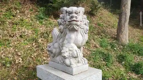 城山神社の狛犬