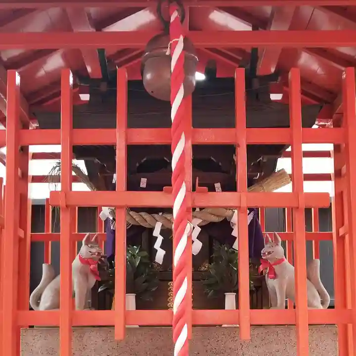 金綱稲荷神社の本殿・本堂