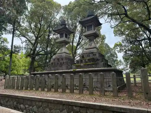 春日大社の{uncategorized: "未分類", other: "その他", undefined: "問題あり", building: "その他建物", grave: "お墓", sacred_gate: "鳥居", guardian: "狛犬", statue: "像", buddha: "仏像", history: "歴史", nature: "自然", garden: "庭園", animal: "動物", pagoda: "塔", temizu: "手水舎", mountain_gate: "山門・神門", sanctuary: "本殿・本堂", subordinate: "末社・摂社", art: "芸術", scenery: "景色", jizo: "地蔵", ema: "絵馬", goshuin: "御朱印", omikuji: "おみくじ", items: "授与品その他", amulet: "お守り", goshuincho: "御朱印帳", eats: "食事", festival: "お祭り", votive_dance: "神楽", shichigosan: "七五三参", wedding: "結婚式", experience: "体験その他", initially: "初詣", around: "周辺", anti_infection: "感染症対策"}