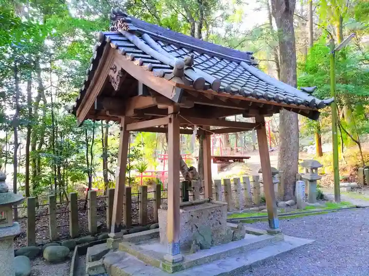 神明社(古見神明社)の手水舎