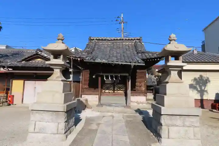 八幡神社の山門・神門