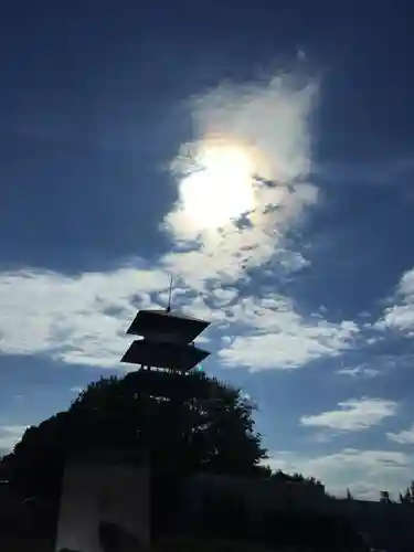 赤猪岩神社の建物その他