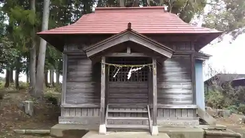 神社(名称不明)の本殿