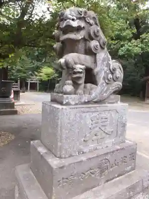 玉敷神社の狛犬
