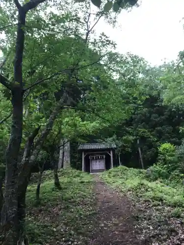 佐々牟志神社の末社