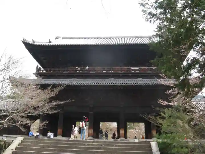 南禅寺の山門・神門