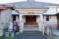 惣円寺の本殿