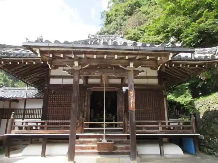 善峯寺の本殿・本堂