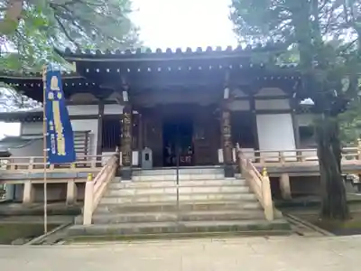 三寳寺の本殿・本堂