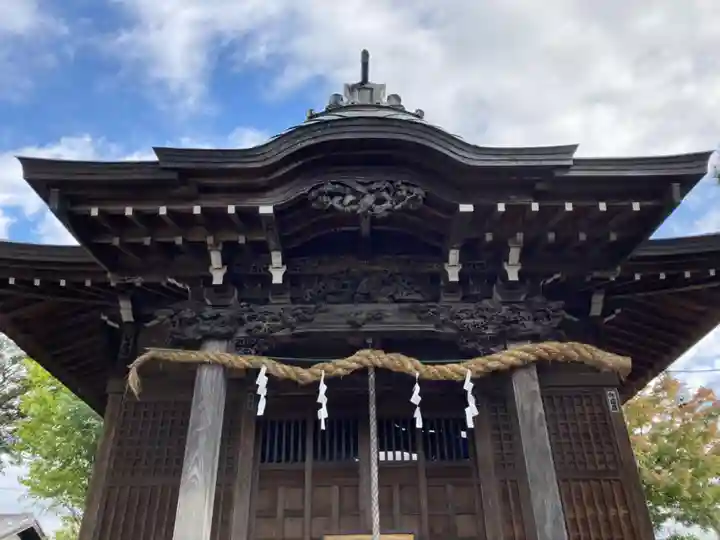 狭山神社の本殿・本堂