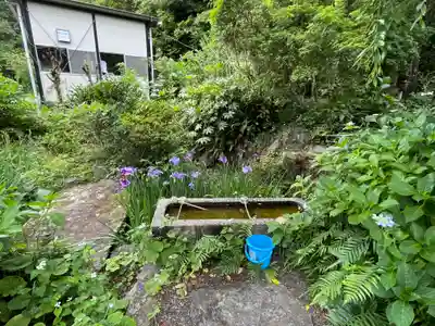 勝利寺の手水舎