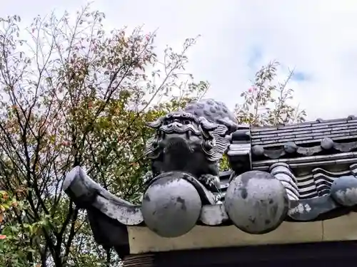 神明社（新田神明社）の狛犬