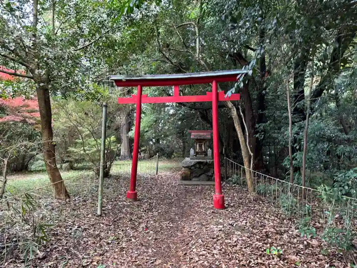 村山神社の末社・摂社