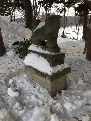 八幡神社の狛犬