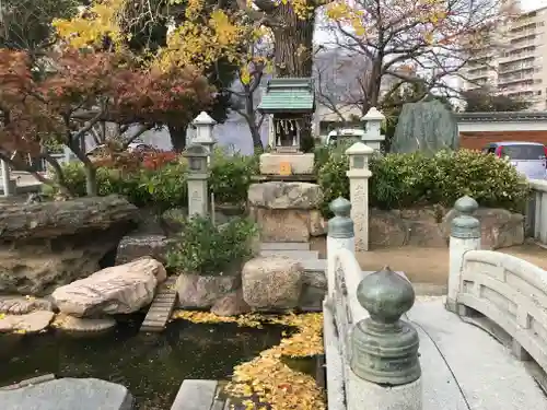 亀山八幡宮の末社・摂社