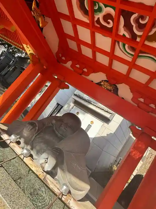 穴八幡宮の{uncategorized: "未分類", other: "その他", undefined: "問題あり", building: "その他建物", grave: "お墓", sacred_gate: "鳥居", guardian: "狛犬", statue: "像", buddha: "仏像", history: "歴史", nature: "自然", garden: "庭園", animal: "動物", pagoda: "塔", temizu: "手水舎", mountain_gate: "山門・神門", sanctuary: "本殿・本堂", subordinate: "末社・摂社", art: "芸術", scenery: "景色", jizo: "地蔵", ema: "絵馬", goshuin: "御朱印", omikuji: "おみくじ", items: "授与品その他", amulet: "お守り", goshuincho: "御朱印帳", eats: "食事", festival: "お祭り", votive_dance: "神楽", shichigosan: "七五三参", wedding: "結婚式", experience: "体験その他", initially: "初詣", around: "周辺", anti_infection: "感染症対策"}