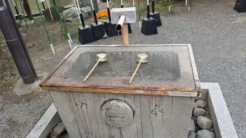 旗上弁財天社の手水舎