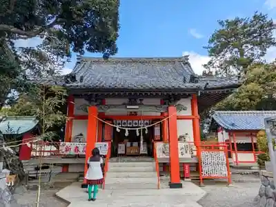 高塚熊野神社の本殿
