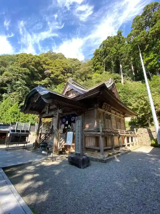 神峯寺の本殿・本堂