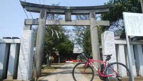 西金野井香取神社の鳥居