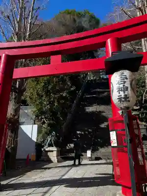 愛宕神社の{uncategorized: "未分類", other: "その他", undefined: "問題あり", building: "その他建物", grave: "お墓", sacred_gate: "鳥居", guardian: "狛犬", statue: "像", buddha: "仏像", history: "歴史", nature: "自然", garden: "庭園", animal: "動物", pagoda: "塔", temizu: "手水舎", mountain_gate: "山門・神門", sanctuary: "本殿・本堂", subordinate: "末社・摂社", art: "芸術", scenery: "景色", jizo: "地蔵", ema: "絵馬", goshuin: "御朱印", omikuji: "おみくじ", items: "授与品その他", amulet: "お守り", goshuincho: "御朱印帳", eats: "食事", festival: "お祭り", votive_dance: "神楽", shichigosan: "七五三参", wedding: "結婚式", experience: "体験その他", initially: "初詣", around: "周辺", anti_infection: "感染症対策"}