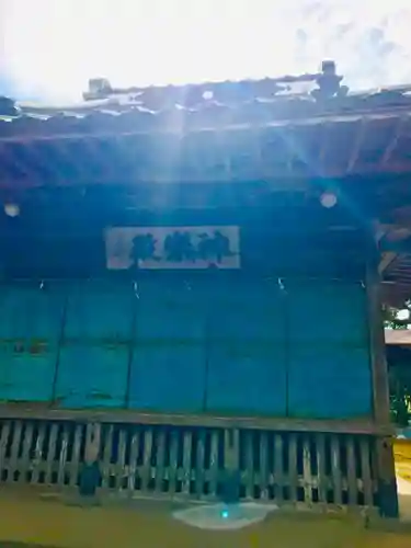 諏訪大神の本殿・本堂