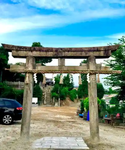 二宮神社の鳥居