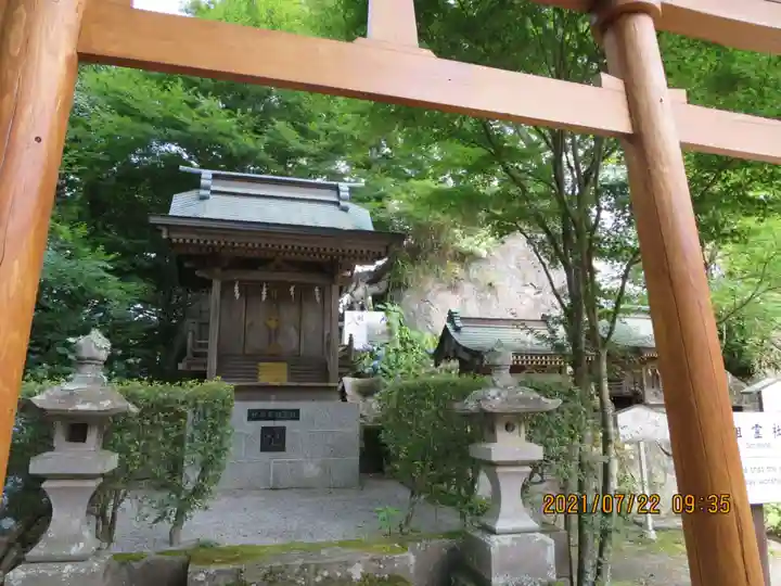 石都々古和気神社の末社・摂社