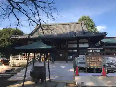 新井薬師(梅照院)の本殿・本堂