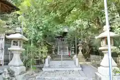 信達神社の建物その他