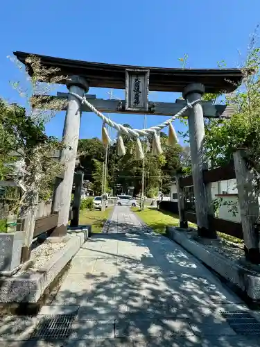 大國魂神社の{uncategorized: "未分類", other: "その他", undefined: "問題あり", building: "その他建物", grave: "お墓", sacred_gate: "鳥居", guardian: "狛犬", statue: "像", buddha: "仏像", history: "歴史", nature: "自然", garden: "庭園", animal: "動物", pagoda: "塔", temizu: "手水舎", mountain_gate: "山門・神門", sanctuary: "本殿・本堂", subordinate: "末社・摂社", art: "芸術", scenery: "景色", jizo: "地蔵", ema: "絵馬", goshuin: "御朱印", omikuji: "おみくじ", items: "授与品その他", amulet: "お守り", goshuincho: "御朱印帳", eats: "食事", festival: "お祭り", votive_dance: "神楽", shichigosan: "七五三参", wedding: "結婚式", experience: "体験その他", initially: "初詣", around: "周辺", anti_infection: "感染症対策"}