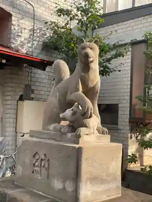 皆中稲荷神社の{uncategorized: "未分類", other: "その他", undefined: "問題あり", building: "その他建物", grave: "お墓", sacred_gate: "鳥居", guardian: "狛犬", statue: "像", buddha: "仏像", history: "歴史", nature: "自然", garden: "庭園", animal: "動物", pagoda: "塔", temizu: "手水舎", mountain_gate: "山門・神門", sanctuary: "本殿・本堂", subordinate: "末社・摂社", art: "芸術", scenery: "景色", jizo: "地蔵", ema: "絵馬", goshuin: "御朱印", omikuji: "おみくじ", items: "授与品その他", amulet: "お守り", goshuincho: "御朱印帳", eats: "食事", festival: "お祭り", votive_dance: "神楽", shichigosan: "七五三参", wedding: "結婚式", experience: "体験その他", initially: "初詣", around: "周辺", anti_infection: "感染症対策"}