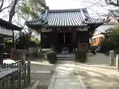 大聖勝軍寺の本殿