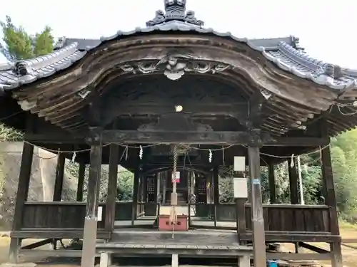 亀井神社の本殿