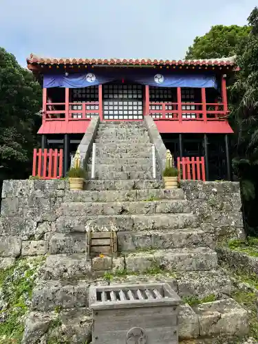 末吉宮の{uncategorized: "未分類", other: "その他", undefined: "問題あり", building: "その他建物", grave: "お墓", sacred_gate: "鳥居", guardian: "狛犬", statue: "像", buddha: "仏像", history: "歴史", nature: "自然", garden: "庭園", animal: "動物", pagoda: "塔", temizu: "手水舎", mountain_gate: "山門・神門", sanctuary: "本殿・本堂", subordinate: "末社・摂社", art: "芸術", scenery: "景色", jizo: "地蔵", ema: "絵馬", goshuin: "御朱印", omikuji: "おみくじ", items: "授与品その他", amulet: "お守り", goshuincho: "御朱印帳", eats: "食事", festival: "お祭り", votive_dance: "神楽", shichigosan: "七五三参", wedding: "結婚式", experience: "体験その他", initially: "初詣", around: "周辺", anti_infection: "感染症対策"}