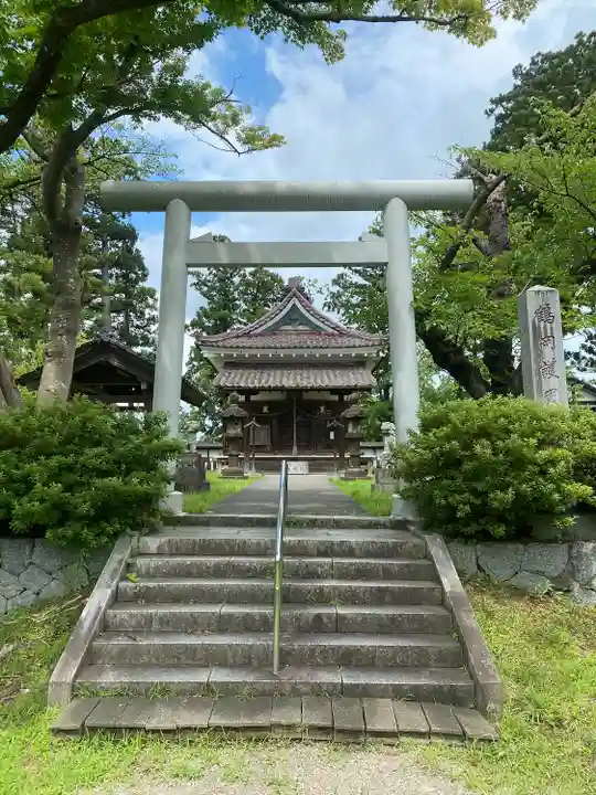 鶴岡護国神社(山形県)