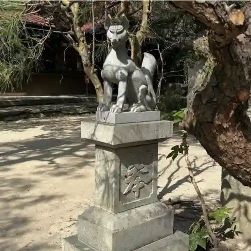 清水稲荷の{uncategorized: "未分類", other: "その他", undefined: "問題あり", building: "その他建物", grave: "お墓", sacred_gate: "鳥居", guardian: "狛犬", statue: "像", buddha: "仏像", history: "歴史", nature: "自然", garden: "庭園", animal: "動物", pagoda: "塔", temizu: "手水舎", mountain_gate: "山門・神門", sanctuary: "本殿・本堂", subordinate: "末社・摂社", art: "芸術", scenery: "景色", jizo: "地蔵", ema: "絵馬", goshuin: "御朱印", omikuji: "おみくじ", items: "授与品その他", amulet: "お守り", goshuincho: "御朱印帳", eats: "食事", festival: "お祭り", votive_dance: "神楽", shichigosan: "七五三参", wedding: "結婚式", experience: "体験その他", initially: "初詣", around: "周辺", anti_infection: "感染症対策"}