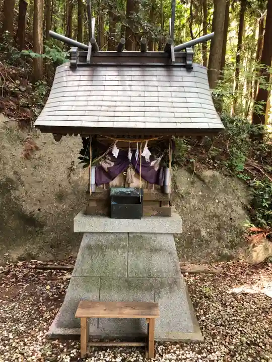 葛城神社の末社・摂社
