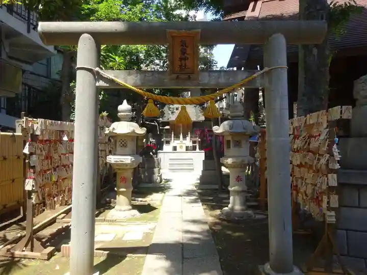 高円寺氷川神社の末社・摂社