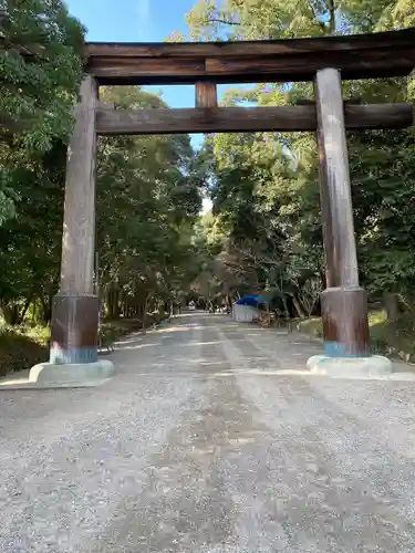 近江神宮の鳥居