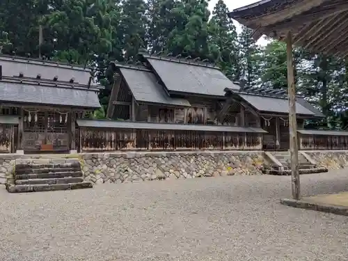 白山神社（長滝神社・白山長瀧神社・長滝白山神社）の本殿