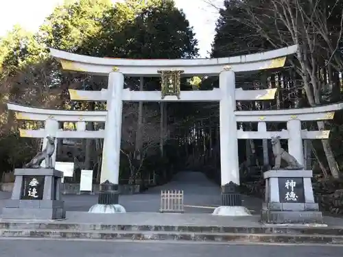 三峯神社の鳥居