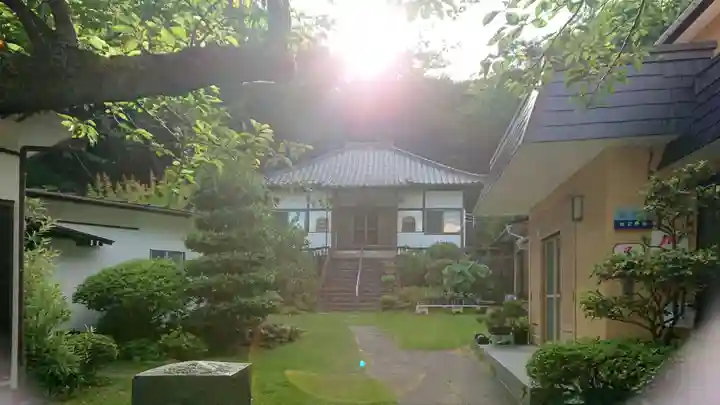 妙清寺の本殿・本堂