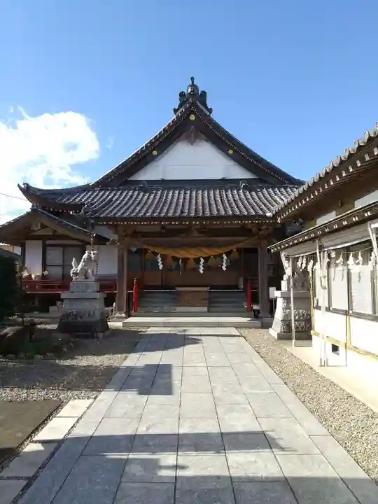 御嶽山神社の本殿・本堂