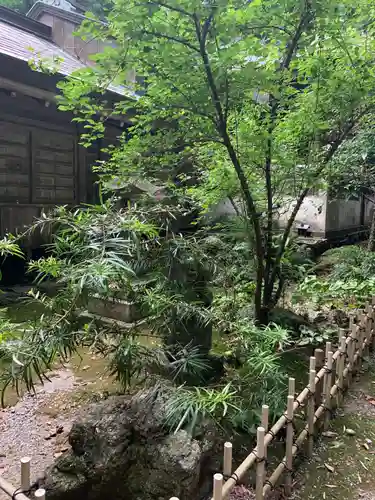 若宮八幡宮の建物その他