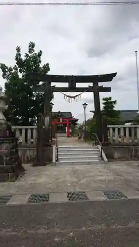 平野神社の鳥居